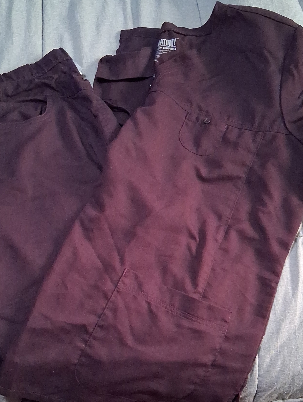 Grey's Anatomy Womens Scrub Set XL V-neck Scrub Top, LGT Scrub Pants